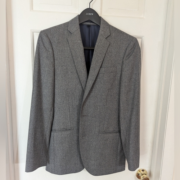 J. Crew 34S Ludlow Grey Flannel Suit Jacket (Very Good Condition) - Picture 2 of 10